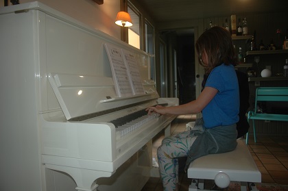 jeune élève au piano audition 2016